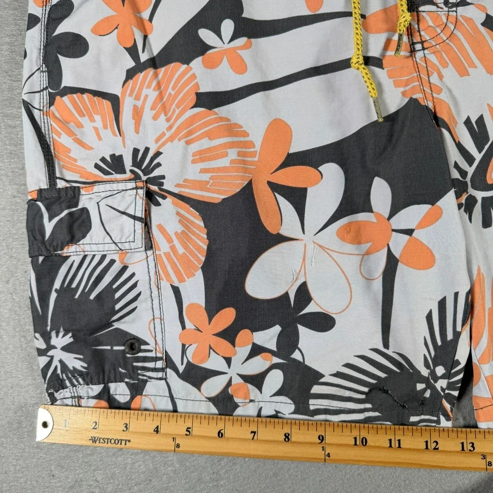 Tommy Bahama tommy bahama